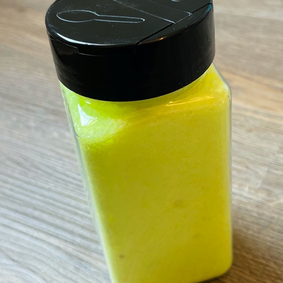 Fools Gold Bubbling Bath Salts - Picture 4 of 4